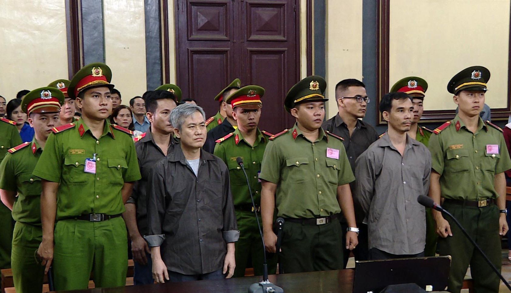 Vietnam: Five More Jailed In 'relentless Crackdown' On Freedom Of Speech